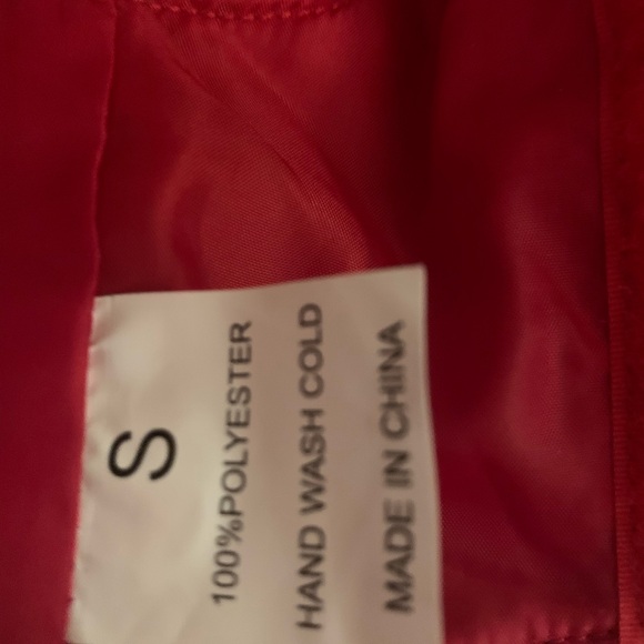 Elegant Red Dog Coat with Bow - Picture 5 of 5